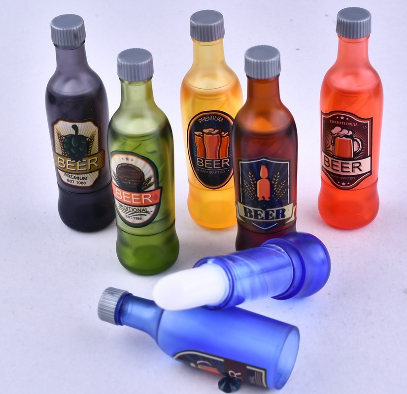 [Hàng mới về] Son dưỡng môi không màu tự nhiên hình chai bia