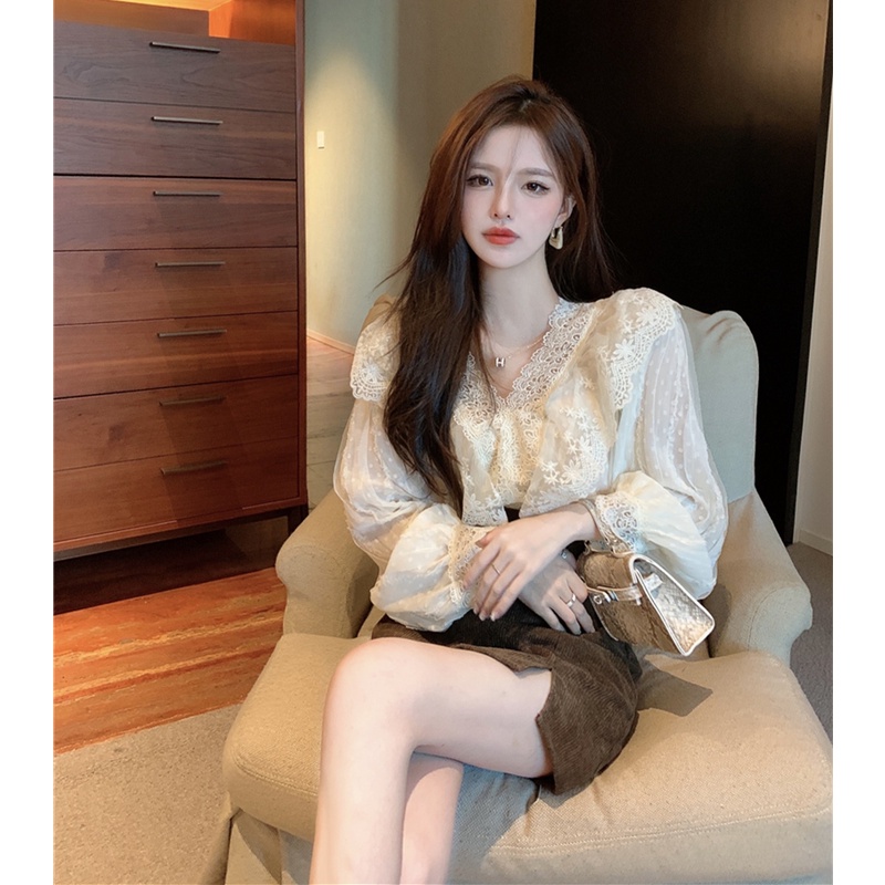 Áo sơ mi Pháp cổ ren tay bồng tiểu thư