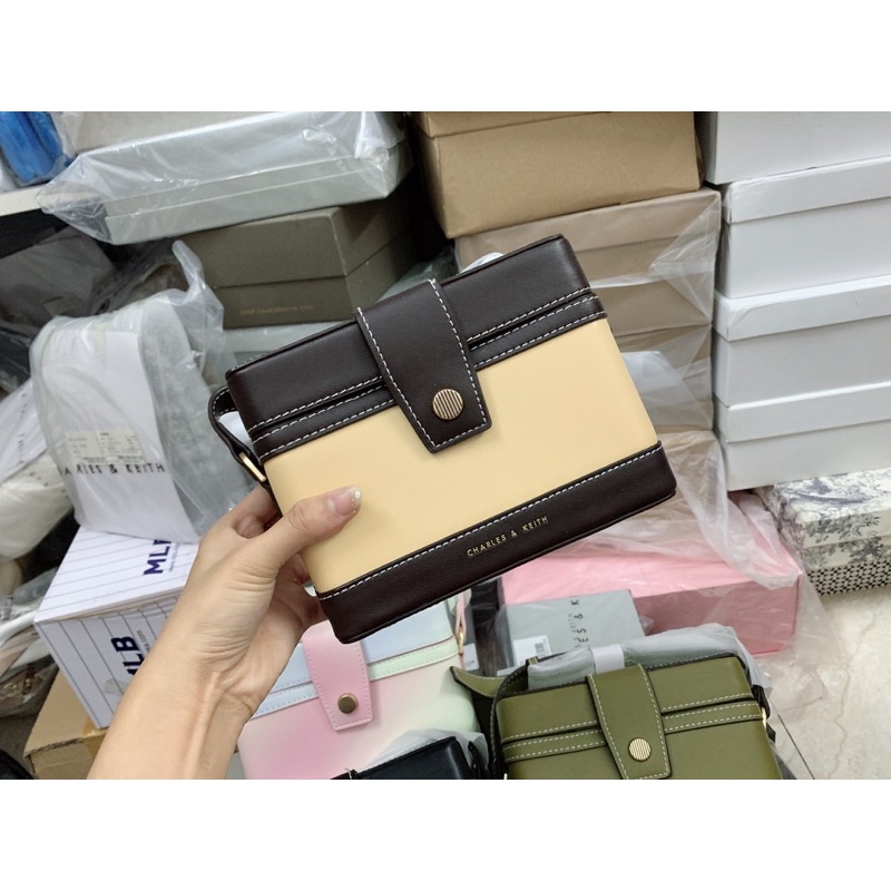 Túi cốp vuông C.N.K sz17,5cm