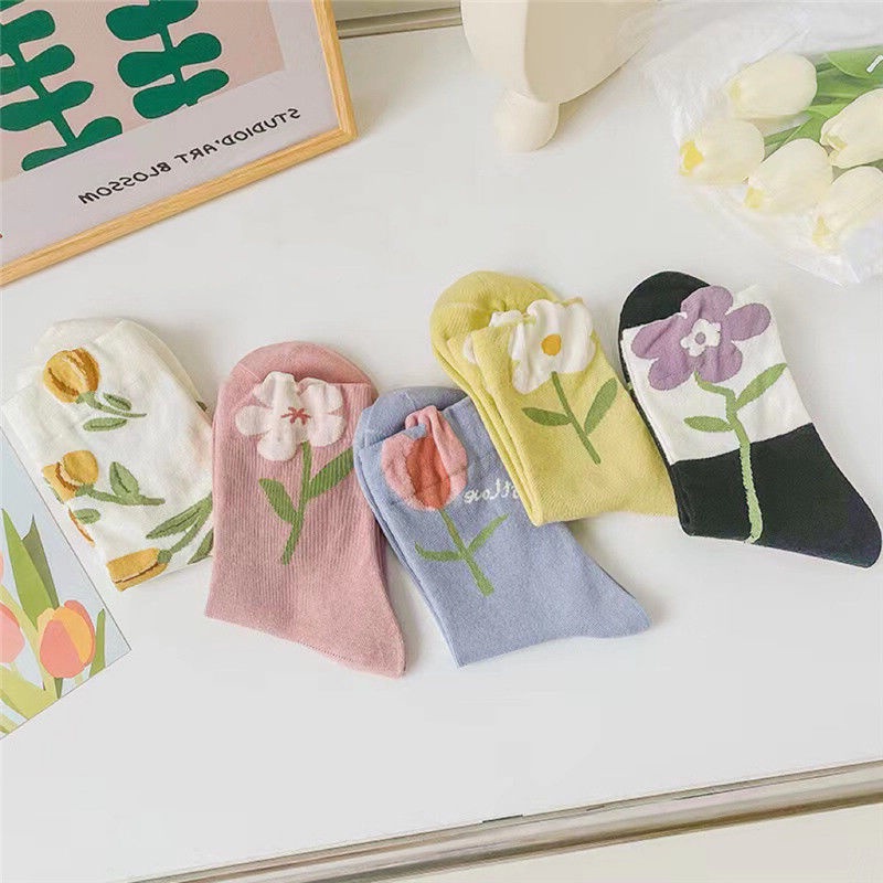 Năm Cặp Vớ Trung Bình Họa Tiết Hoa Dễ Thương Thời Trang Thu Đông Cho Nữ