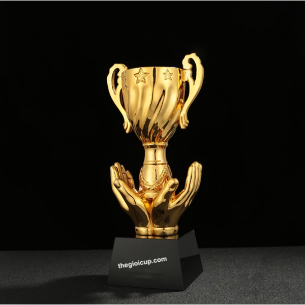 Cúp phun xăm bàn tay vàng, cup tennis vàng bạc đồng