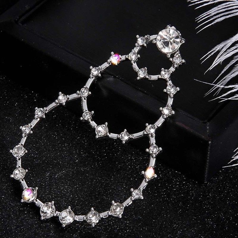 Hoa tai dài dáng tròn đính đá phong cách Punk cho nữ