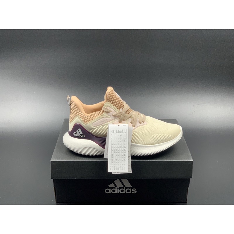 Giày thể thao/ Sneaker Alphabounce kem