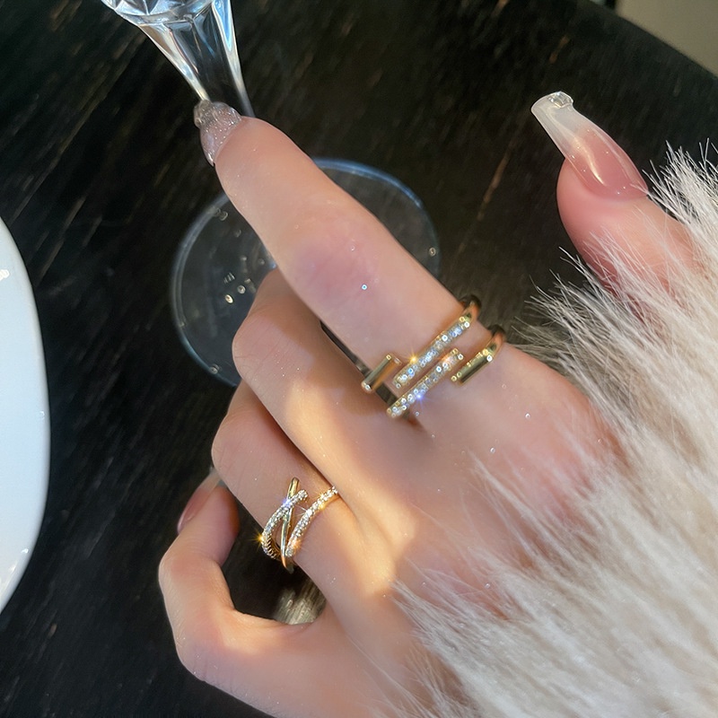 Nhẫn Hở Nhẹ Kiểu Dáng Tinh Tế Sang Trọng Thời Trang