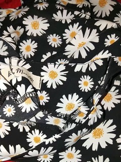 Áo croptop hoa cúc