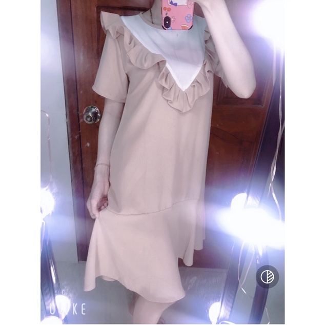 Đầm shop tự chụp