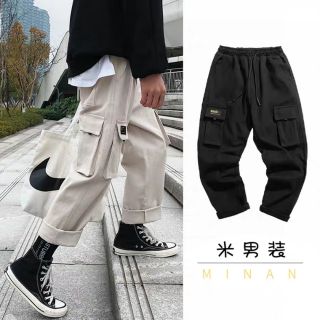 Quần kaki nam túi hộp