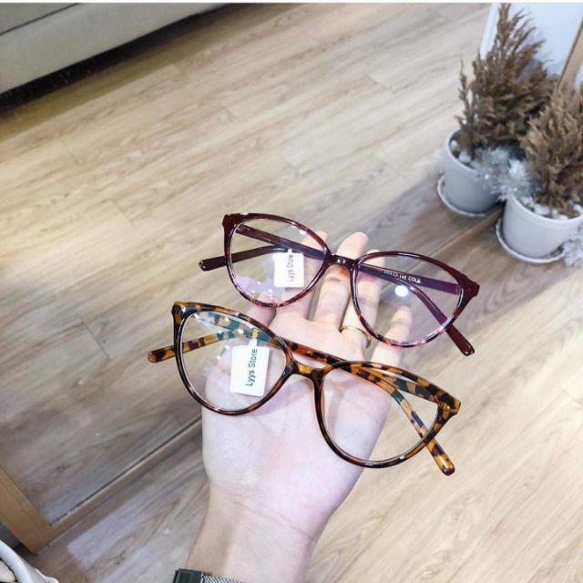 Lyys Store - Gọng mắt mèo bầu dục 2360