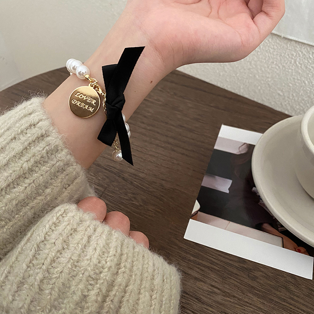 Vòng Đeo Tay Đính Ngọc Trai Giả Thời Trang Cho Nữ