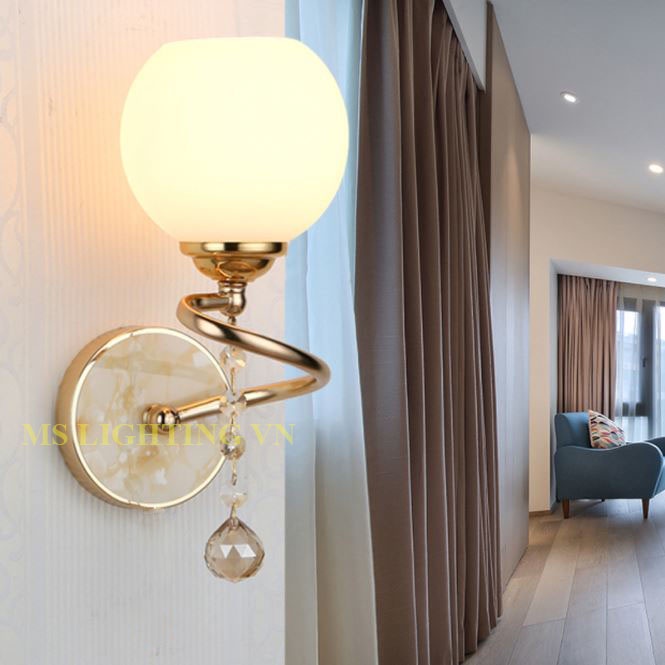 Đèn tường mạ đồng MONSKY JETTA cao cấp trang trí nội thất sang trọng, hiện đại