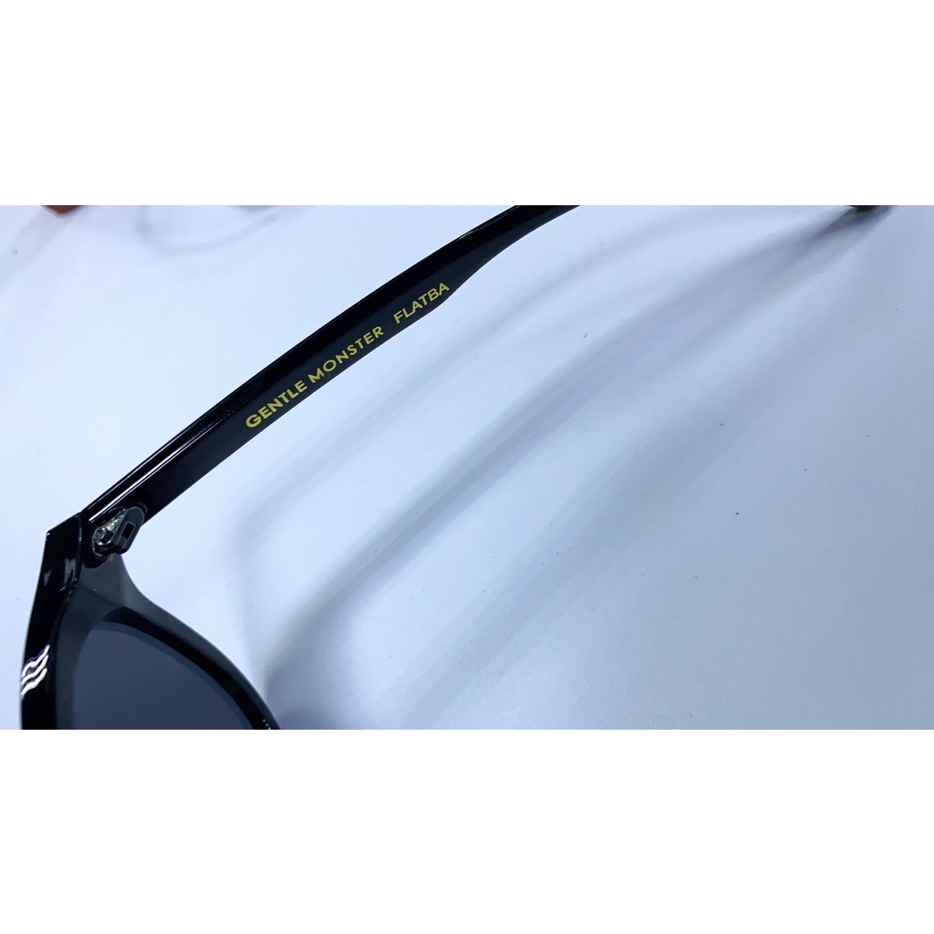 Kính Mát Nữ Màu Đen Lang 01 2022