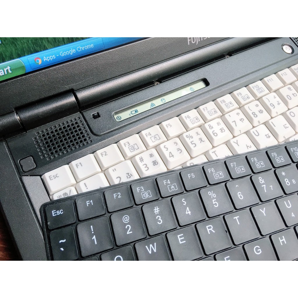 Laptop Fujitsu 15 inch C8240 hàng Nhật giá rẻ | BigBuy360 - bigbuy360.vn