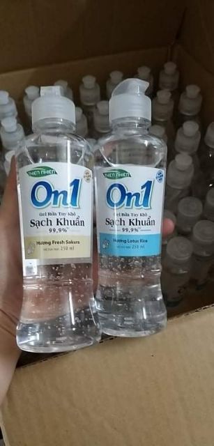 Nước rửa tay khô chống khuẩn.250ml ( cam kết hàng chính hãng nhé.) sỉ ip em nha.hàng sẵn ạ. | BigBuy360 - bigbuy360.vn
