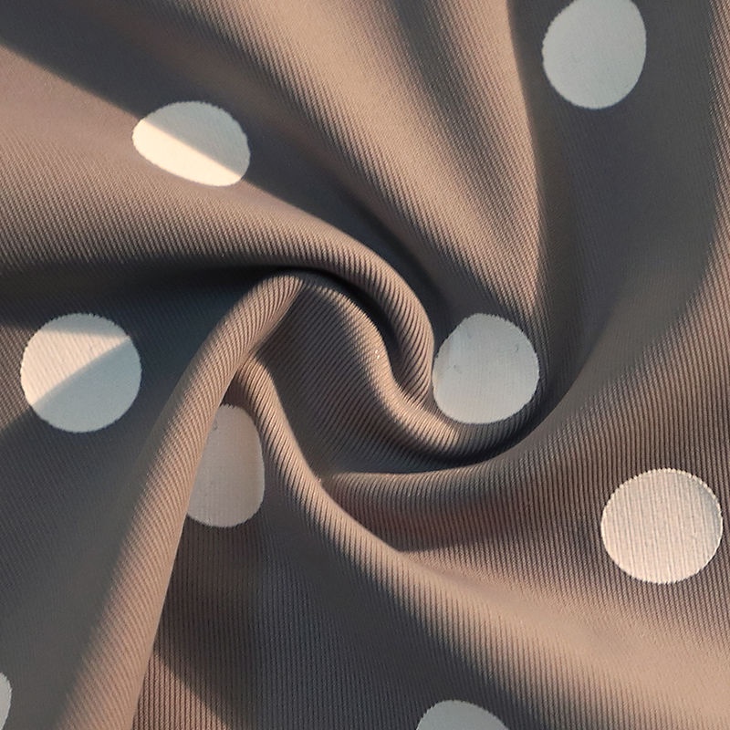 Quần Lót Lụa Lạnh Không Đường May Kháng Khuẩn Lưng Vừa Thoáng Khí Cho Nữ