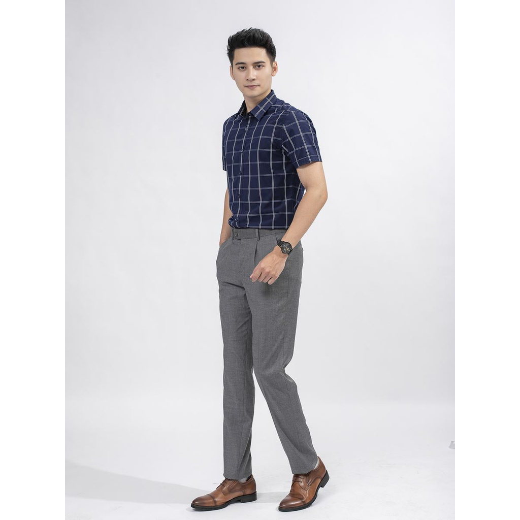 Áo Sơ Mi Nam Tay Ngắn Aristino ASS033S9 Màu Xanh Tím Than Caro Trắng Kiểu Dáng Slim Fit Tà Lượn Chất Liệu Bamboo