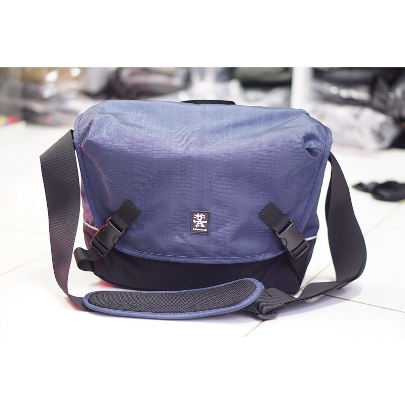 Túi máy ảnh Crumpler proper roady 7500.