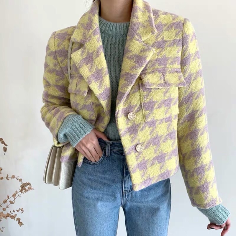 Áo khoác ngắn cổ bẻ