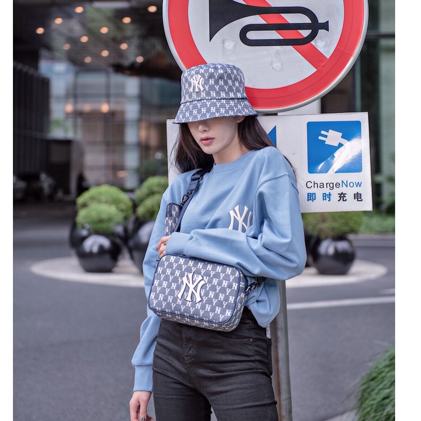 Túi Đeo Chéo Đựng Máy Ảnh Mới 2021 Kích Thước 23*7*15cm