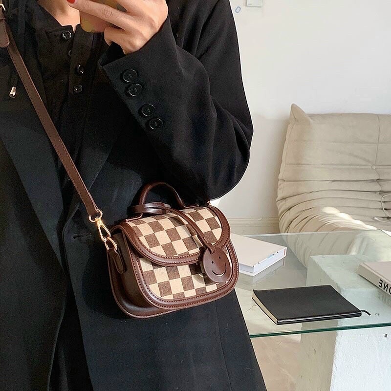 Túi Đeo Chéo [HÀNG CÓ SẴN] Hoạ Tiết Kẻ Dễ Thương