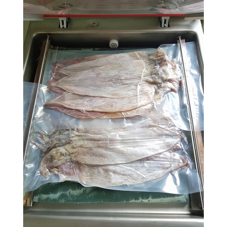 một con mực khô to, hàng loại một ngon dày dài 30cm SeaFood size mực 8-12con/kg, hút chân không | BigBuy360 - bigbuy360.vn