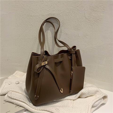 Túi tote da công sở đeo vai tặng kèm ví vừa A4 P101