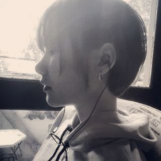 Khuyên tai hót Sơn Tùng