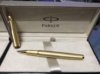 Bút Parker IM Gold Rollerball Pen (dạ bi)