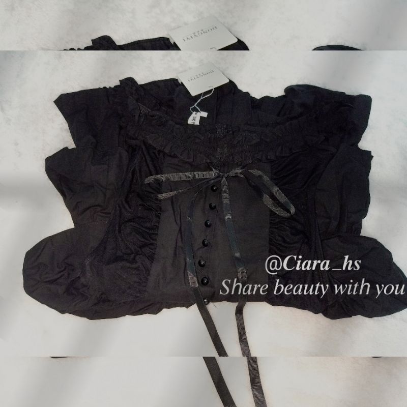 Set váy áo Gothic Lolita hai dây trễ vai thắt nơ dạng tầng ôm body dáng xòe