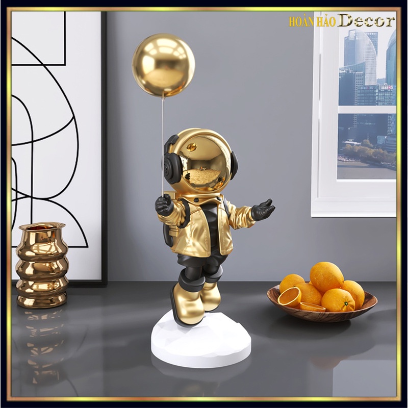 Tượng mô hình phi hành gia cầm bóng trang trí để bàn siêu hot,tượng trang trí để bàn,quà tặng độc đáo và thời thượng