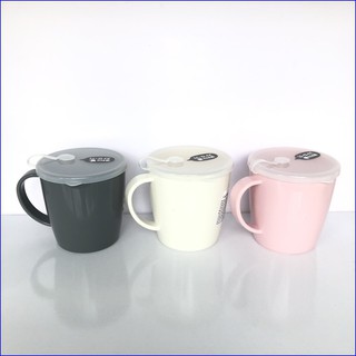 Cốc nhựa đa năng nắp có lỗ cắm ống hút 300ml-Hàng Nhật