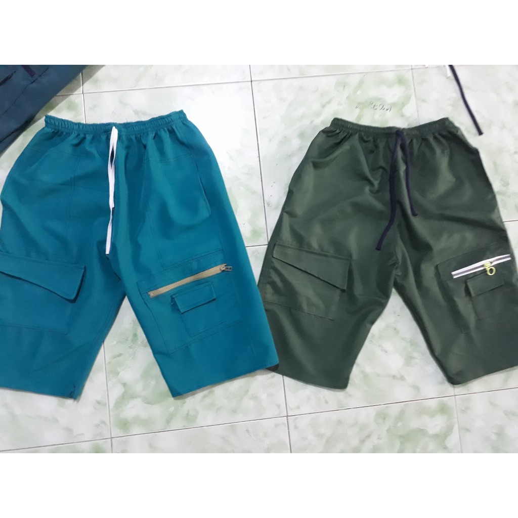 1 cái quần kaki túi hộp nam