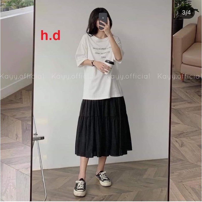 Set áo phông trắng in chữ đen + chân váy đen xoè tầng hĐ
