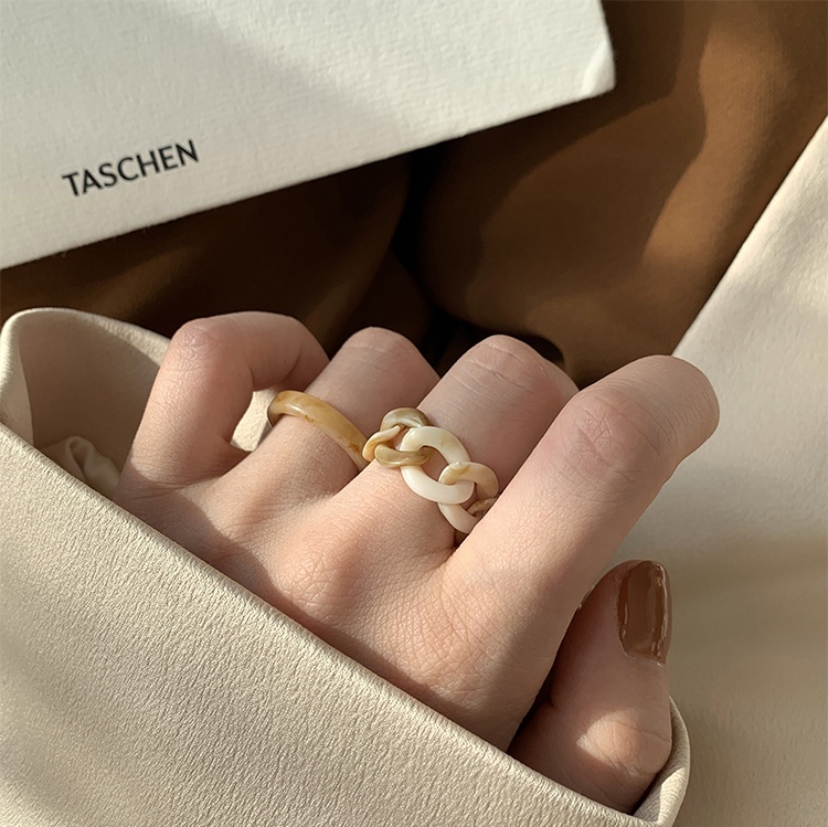 Nhẫn Kiểu Dáng Đơn Giản Phong Cách Sang Trọng Cho Nữ