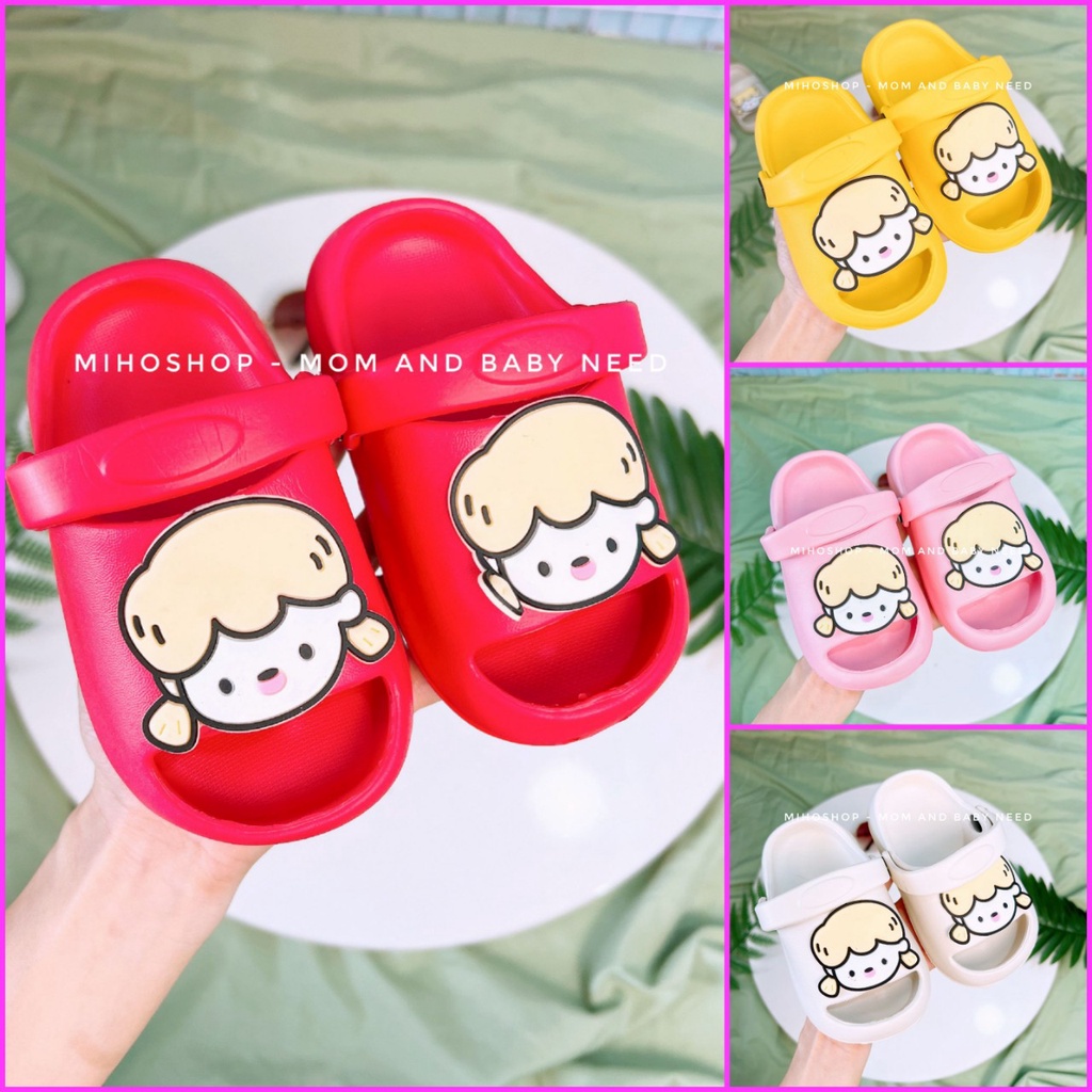 Dép Sục Có Quai Mũi Cao Bảo Vệ Chân Hình Bé Gái Xinh Xắn