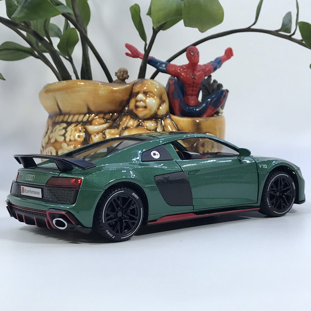 Mô hình xe ô tô Audi R8 V10 Plus tỷ lệ 1:24 siêu xe thể thao mới ra mắt