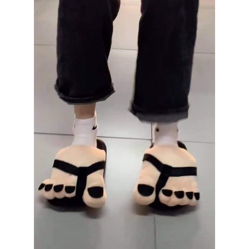 Dép bông đi trong nhà hình bàn chân