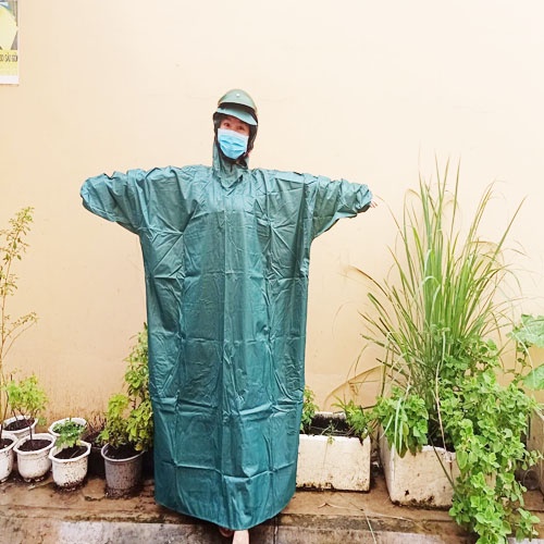 Áo Mưa Bít Vải Dù Hàng Cao Cấp, Áo Mưa Trùm Kín Không Xẻ Tà Chất Lượng Cao, Nhiều Màu Sắc Tươi Sáng