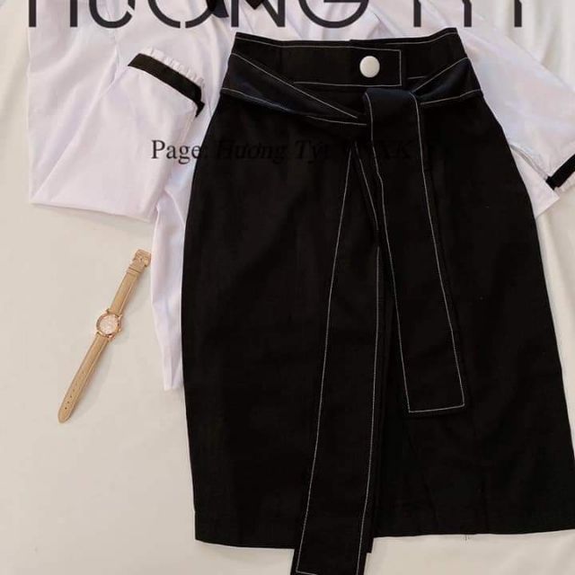 Chân váy xẻ trước dáng trẻ