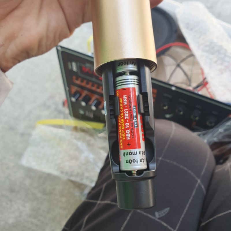MICRO KIM LOẠI SÓNG UHF CAO CẤP ÍT HAO PIN DÀNH CHO MỌI LOA KÉO CỦ MIC TỐT