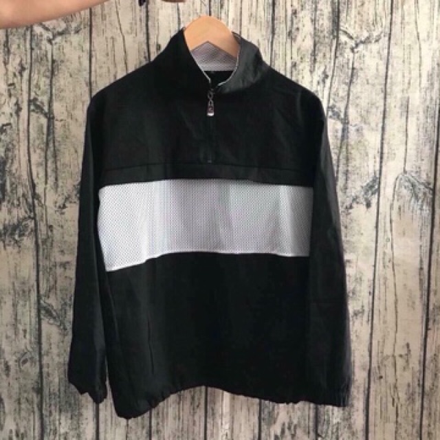 Áo khoác gió nữ phối lưới cá tính B006