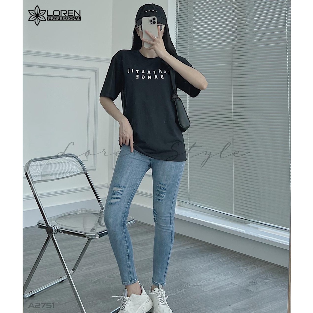Áo thun nữ LOREN chữ in đen A2751