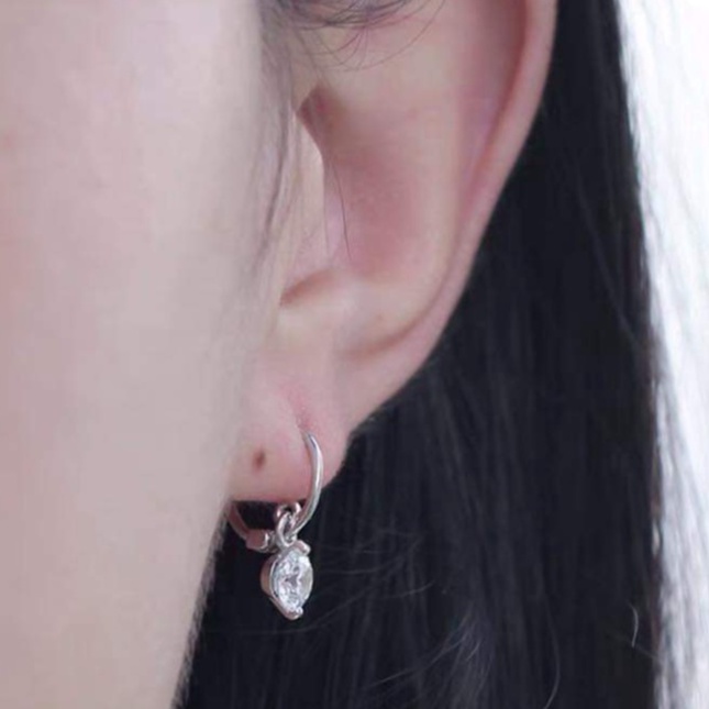 Khuyên tai bạc khuyên bấm thả đá trắng lấp lánh Van Jewelry V10029