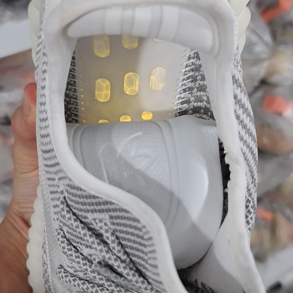 Giày YZ 350 🎁FREESHIP🎁 Giày YZ350 Trắng Xám Một Một | BigBuy360 - bigbuy360.vn