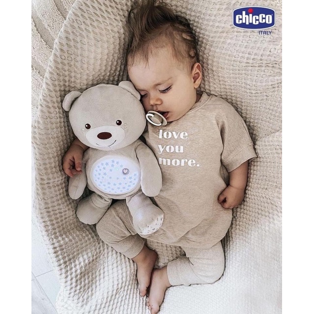 Gấu ôm phát nhạc Chicco - Bạn đồng hành giúp con giấc ngủ dịu êm