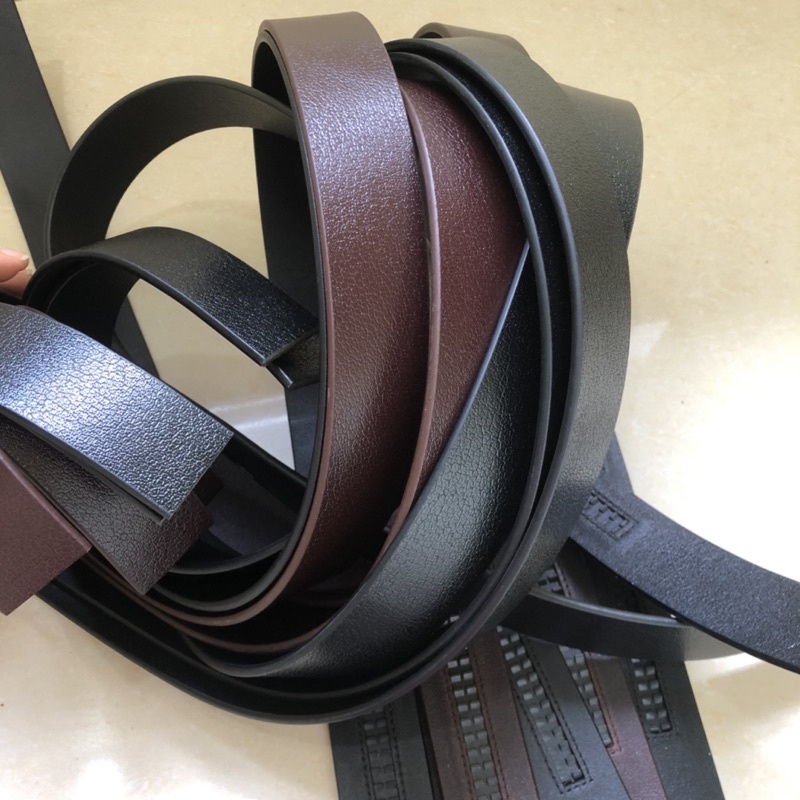 Dây lưng nam da thật dày dặn, chắc chắn cho khoá gạt tự động