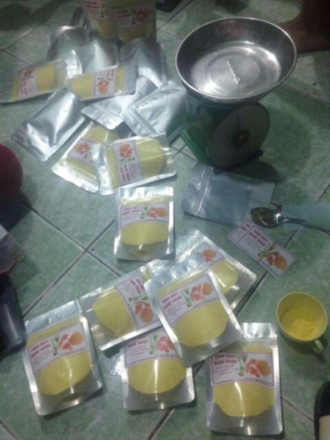 Tinh bột nghệ nhà làm nguyên chất 100g