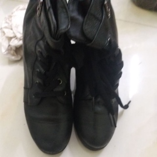 Bot da size 38