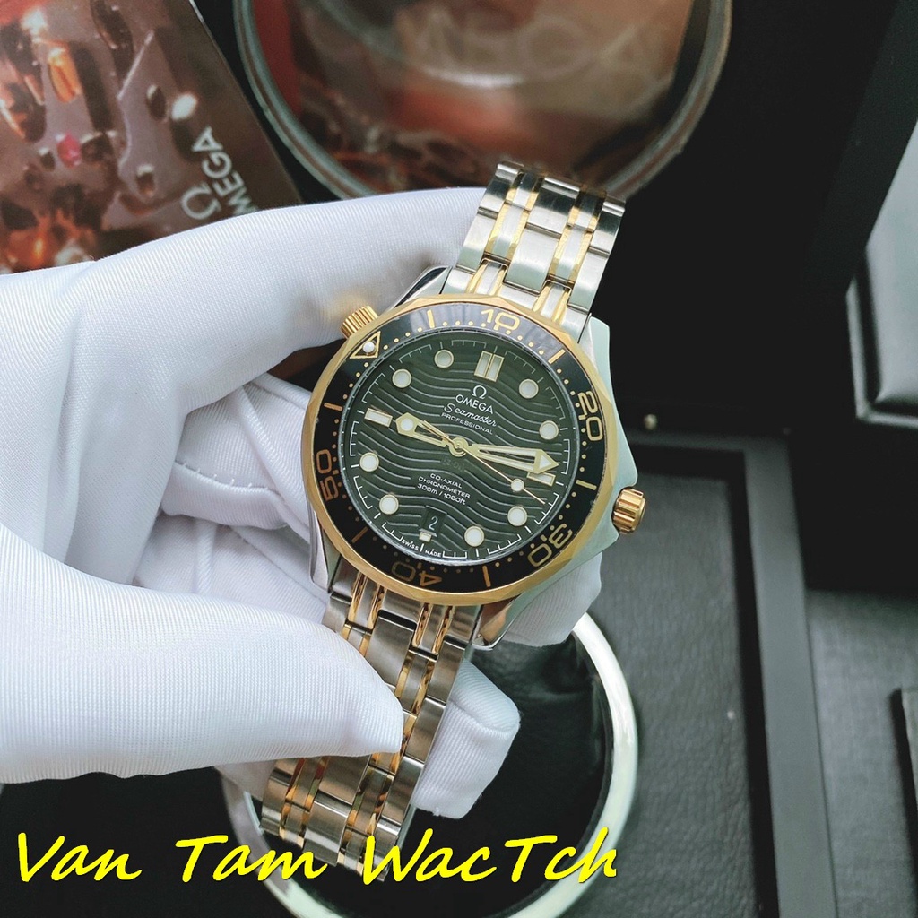 Đồng hồ nam Omega Seamaster Diver 42mm máy Nhật automatic, mẫu mặt tròn màu đen viền vàng