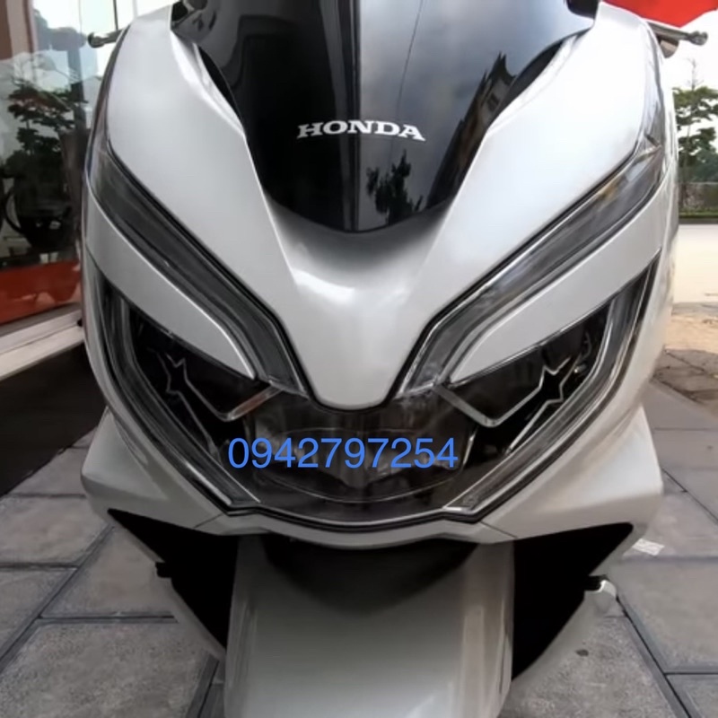 Sơn xe máy Honda PCX màu Trắng pha lê UW001-1K và UW001-2K Ultra Motorcycle Colors