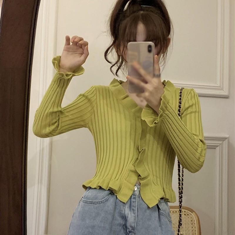 Áo croptop tay dài cổ chữ V gợi cảm dành cho nữ | BigBuy360 - bigbuy360.vn